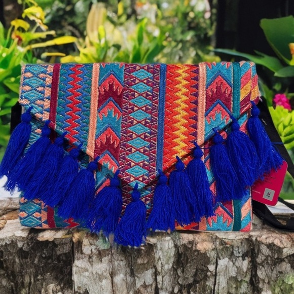 Villagers Collection Handbags - Ethnic Boho Large Clutch Suede Wristlet Bag Handmade Embroidery Tassels Indi NEW